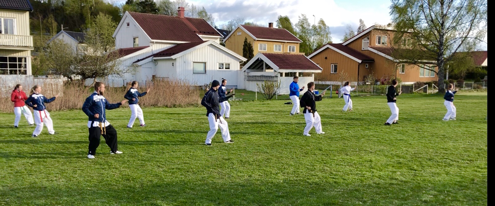 1DD33BCF-9FB3-440D-978D-0B44E546936E_1_201_a